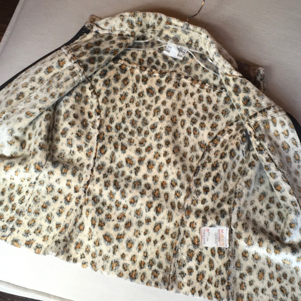 Patterned vest - Picture 2 of 6